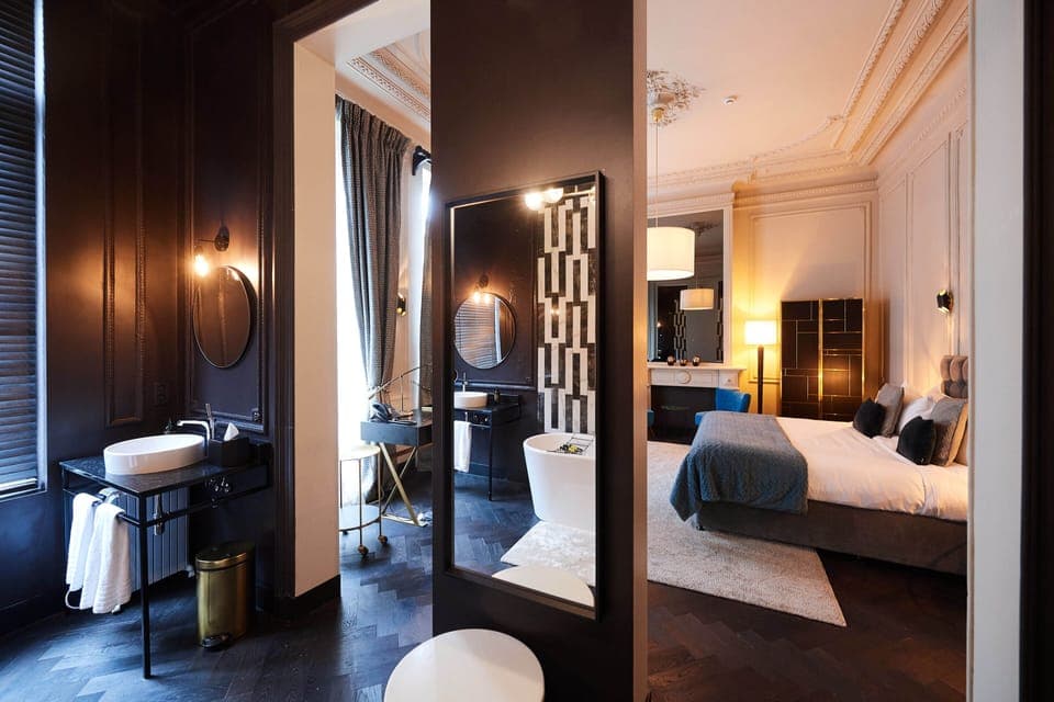 Deluxe Suite | Premium bedding, in-room safe, desk, laptop workspace