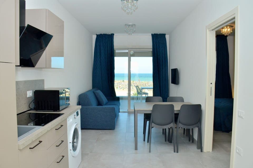 New Style Bilo Vista Mare | Private kitchen | Full-size fridge, microwave, stovetop, cookware/dishes/utensils