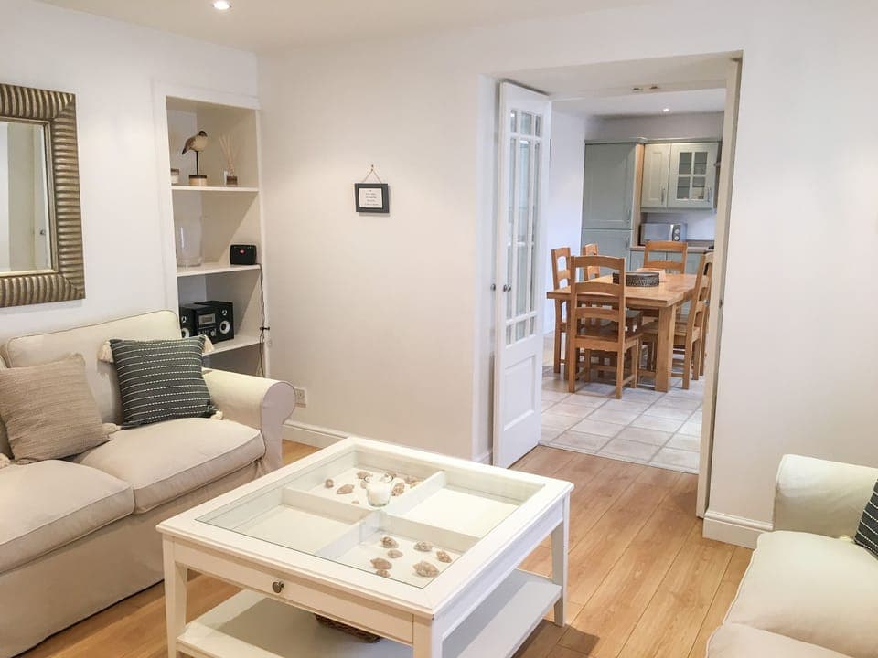 Cottage | Living room