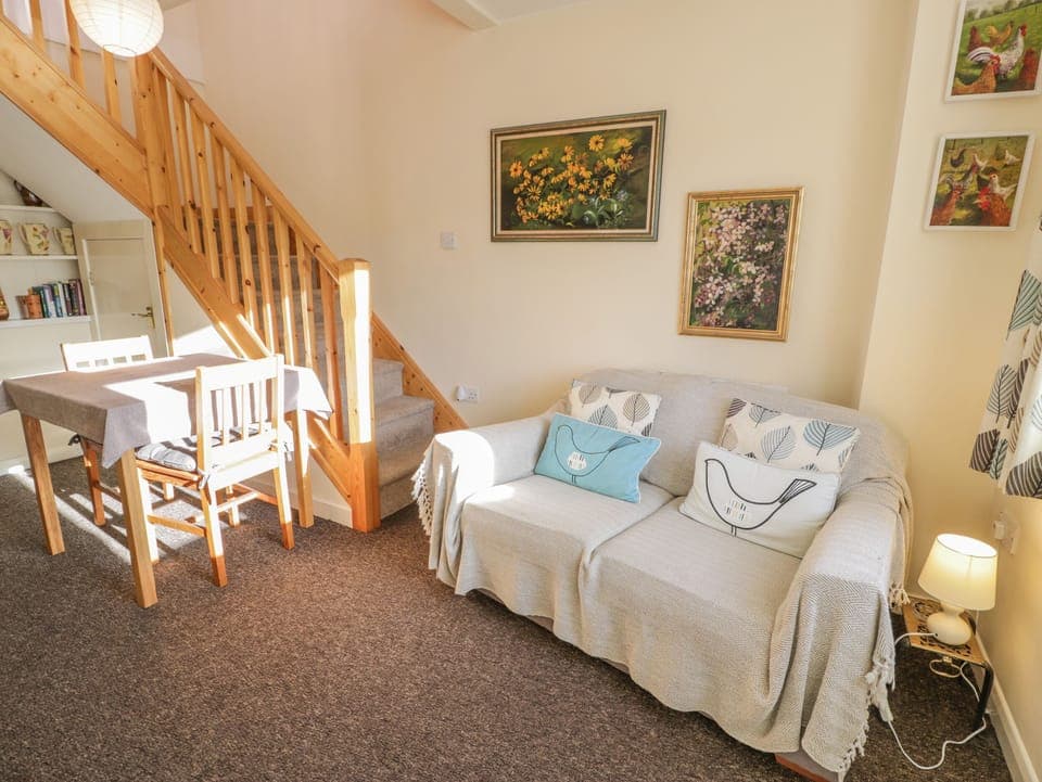 Cottage | 1 bedroom, individually decorated, individually furnished, free WiFi