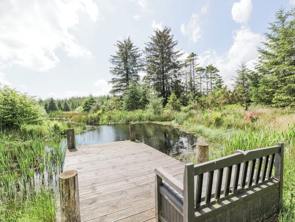 Cottage | Property grounds