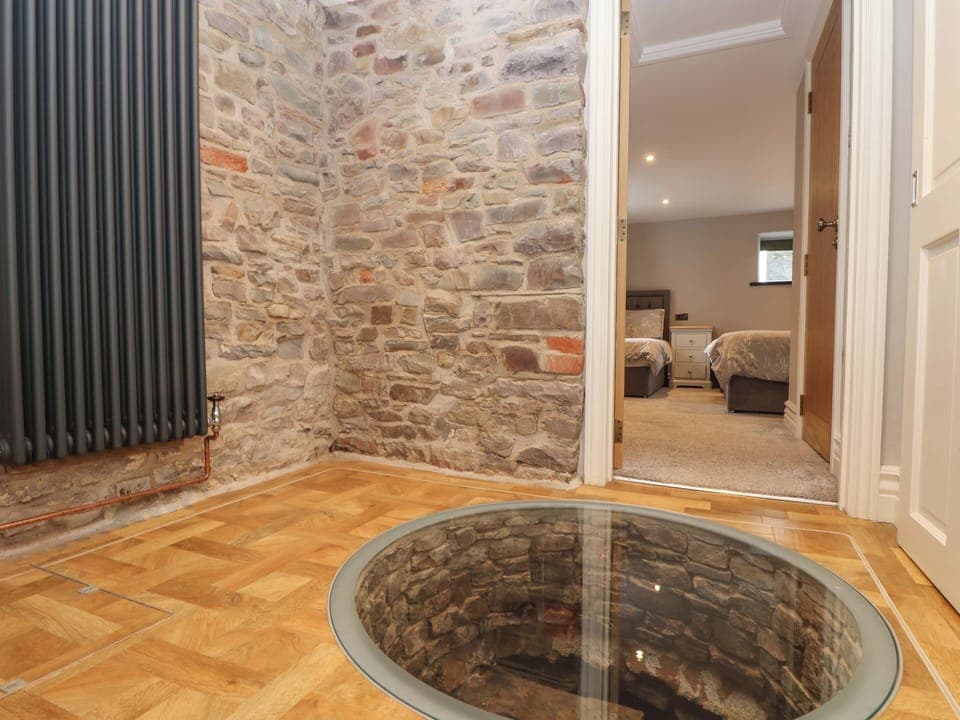 Cottage | 2 bedrooms, individually decorated, individually furnished, free WiFi