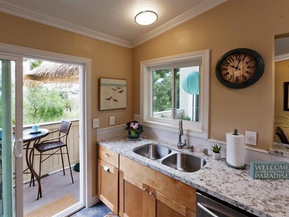 Kitchen and access to deck