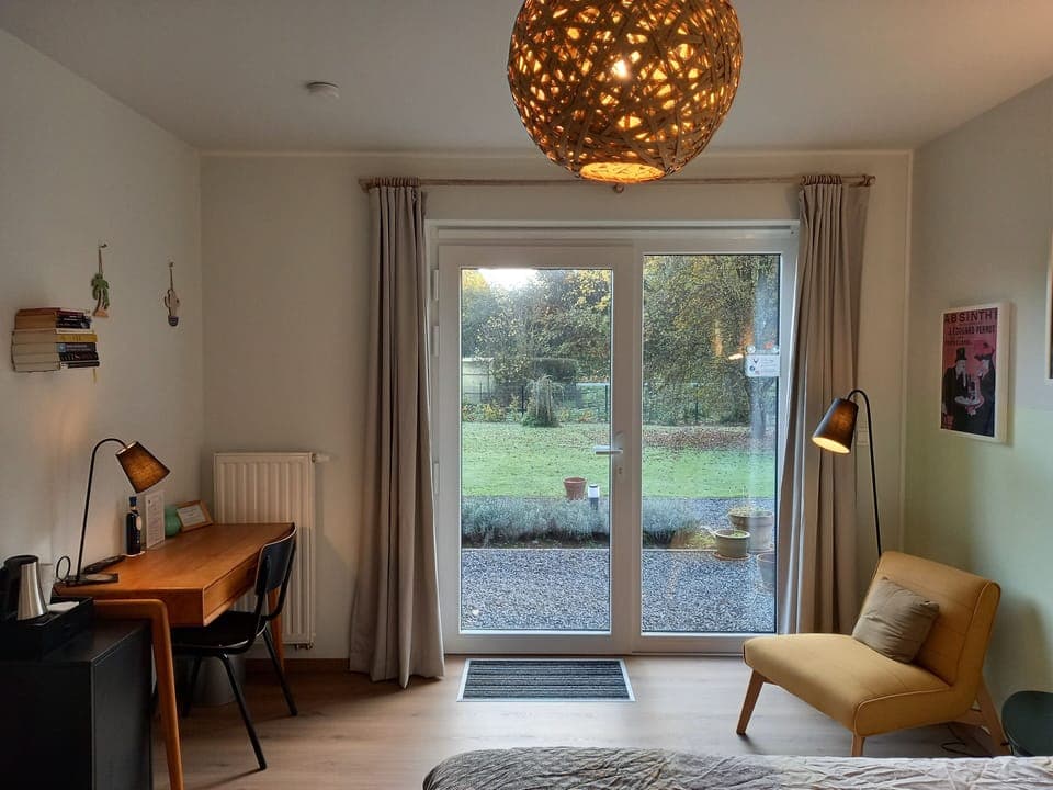 Double Room, 1 Queen Bed (R. Lenoir) | Premium bedding, down comforters, memory foam beds, minibar