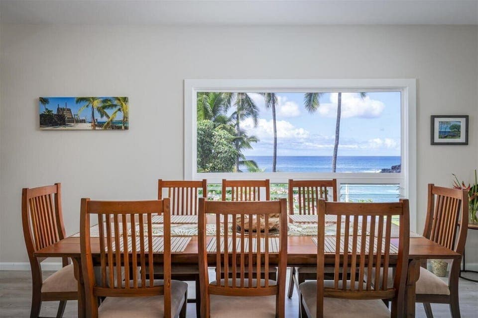 Dining room with ocean front views from the bluff