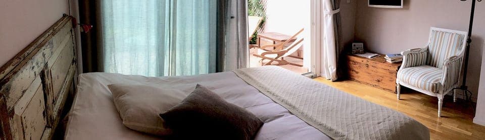 Double Room, 1 Queen Bed, Non Smoking | Blackout drapes, free cribs/infant beds, free WiFi, bed sheets