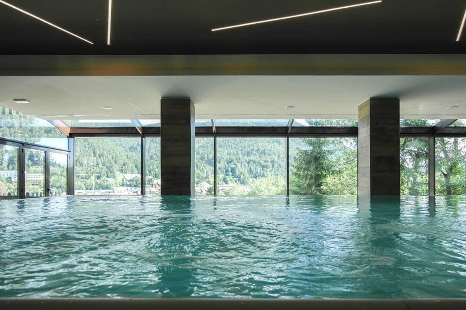 Indoor pool, open 10:00 AM to 10:00 PM, sun loungers