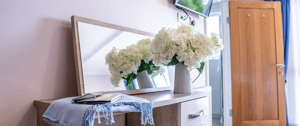 Bedroom with ensuite