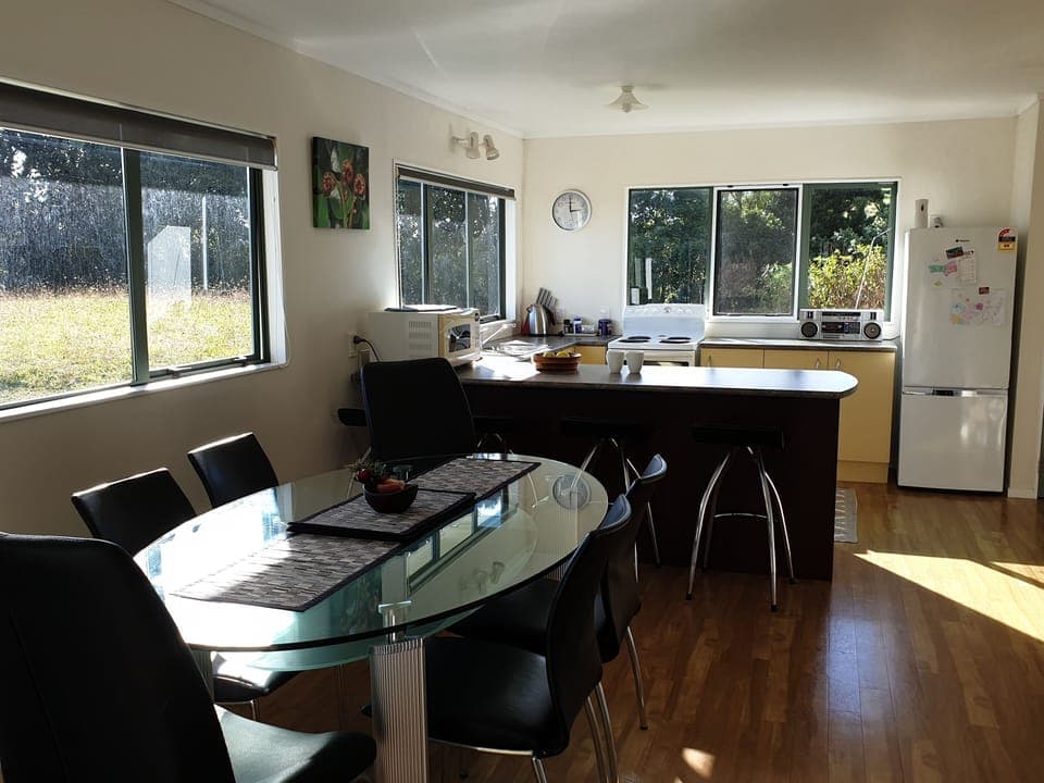 Open plan kitchen, dining and living room