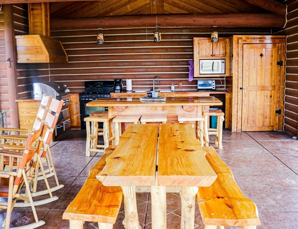 Plenty of Seating!
