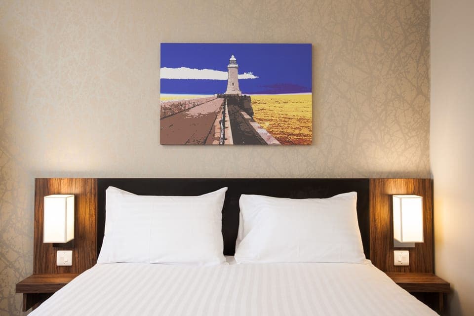 Double Room | Desk, iron/ironing board, free WiFi, bed sheets