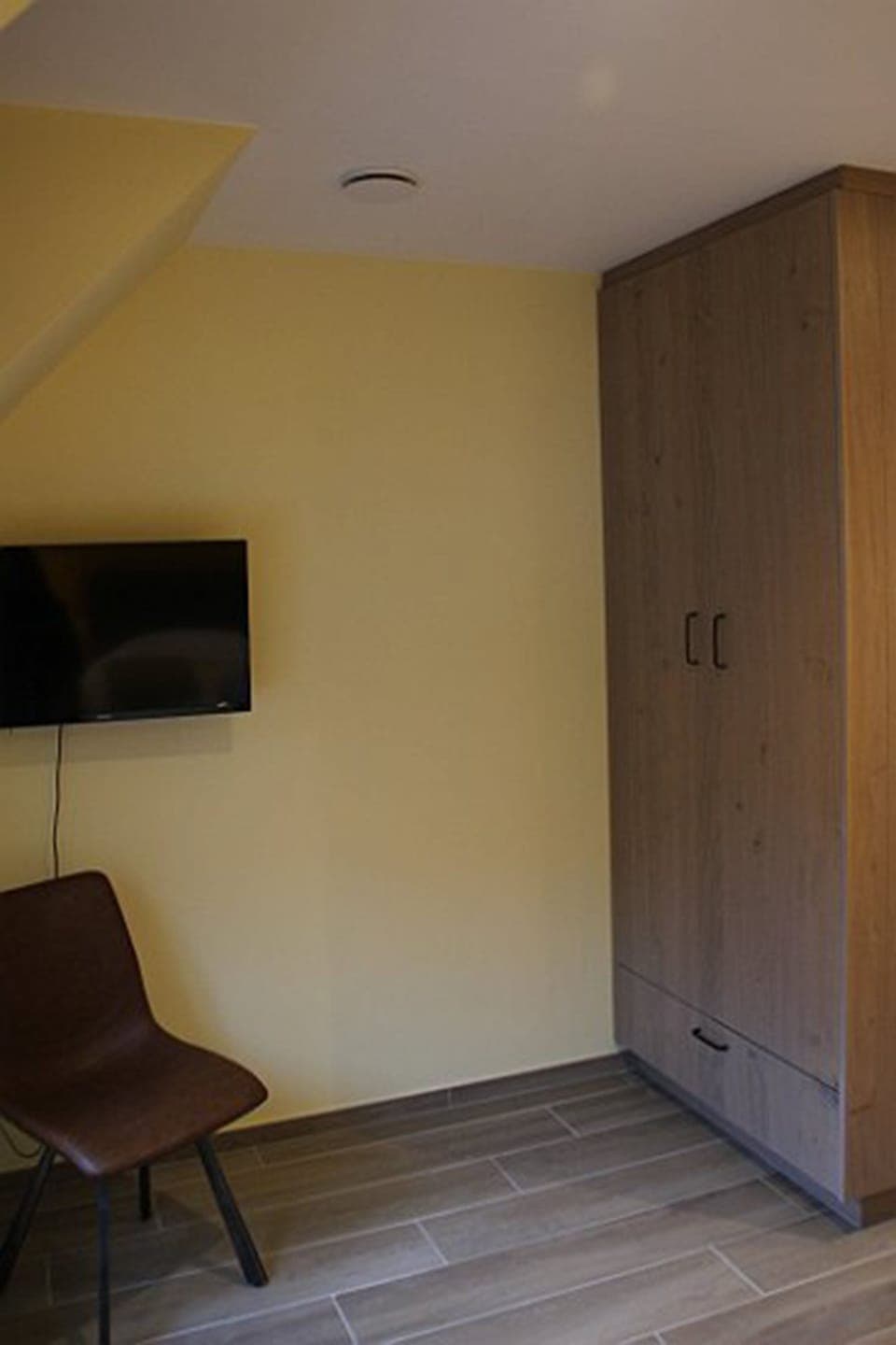 Double Room (Lente) | Living area | Flat-screen TV