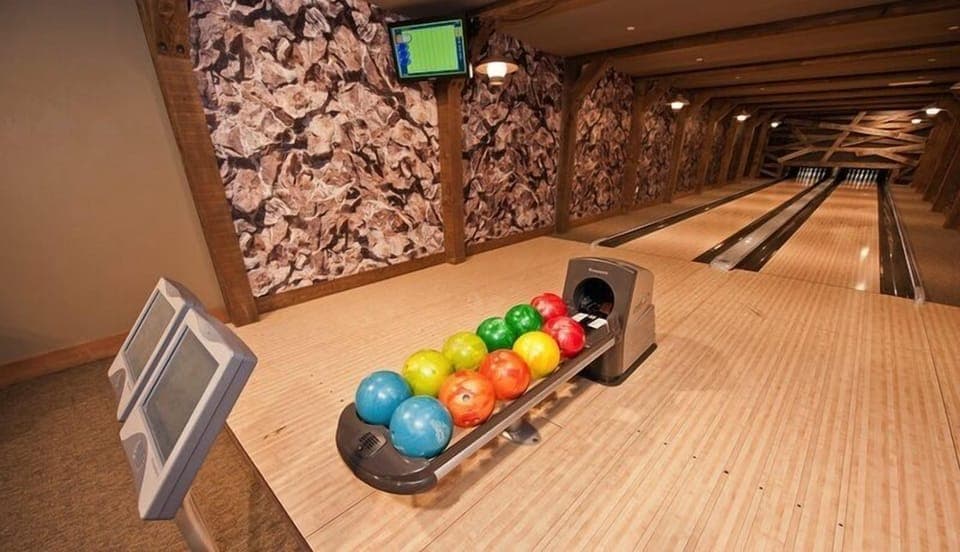 Private bowling alley