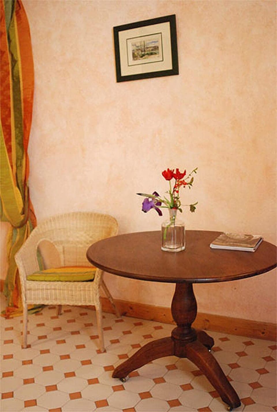 Family Apartment | Desk, iron/ironing board, bed sheets