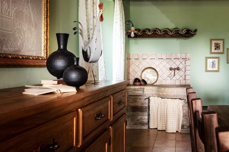 Villa Amata 12 (1996)