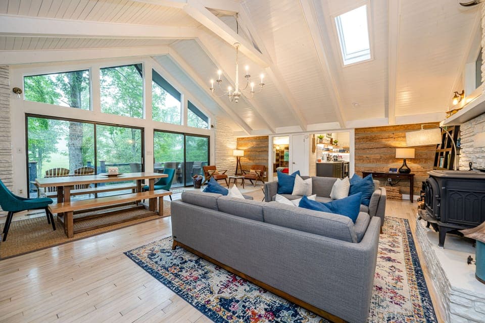 Just relax and enjoy each others company