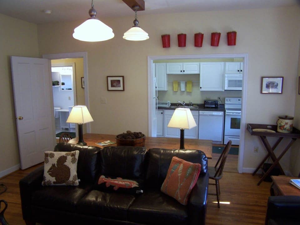 Kitchen off LR