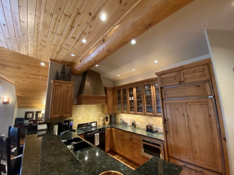 Top End Kitchen