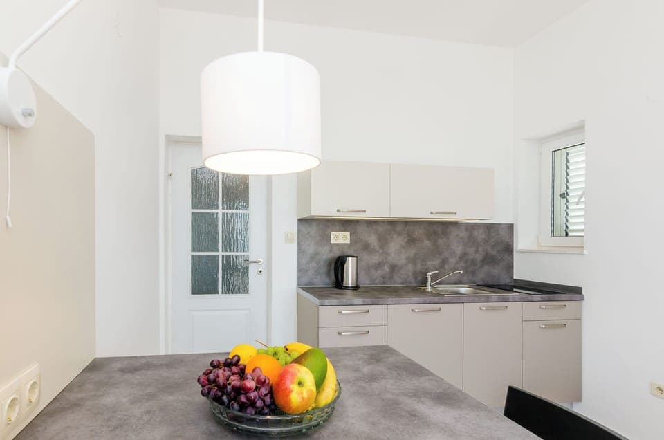 Apartment (Villa Panorama Dubrovnik (A4) - Premi) | Private kitchenette | Fridge