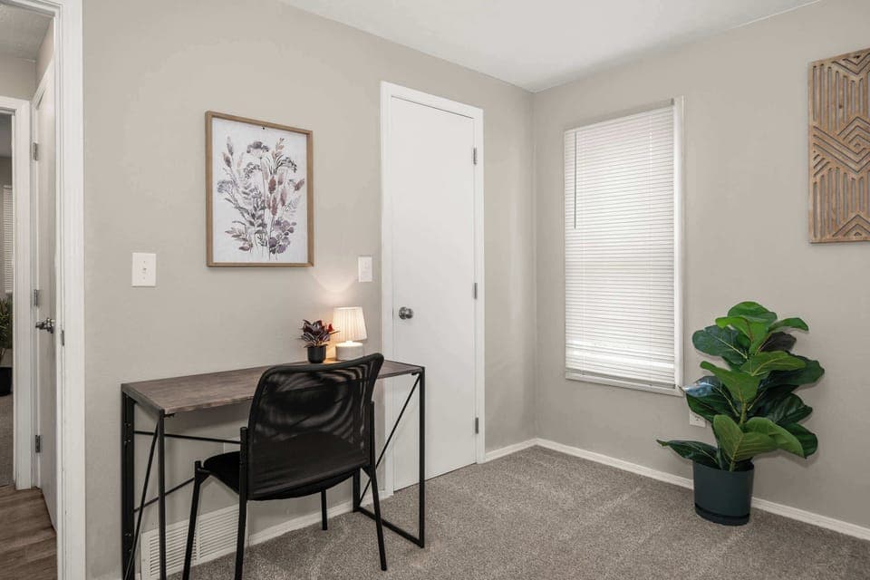 Main Floor Master Bedroom w/ Workspace - King Bed