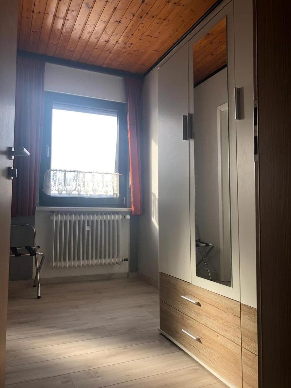 1 bedroom, cribs/infant beds, free WiFi, bed sheets