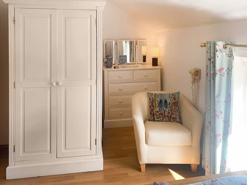 Twin bedroom | Fawn Lea Cottage, Staindrop, near Barnard Castle