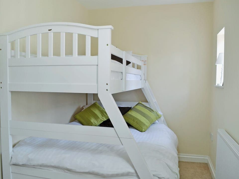 Cosy bunk bedroom | Samphire, Cromer