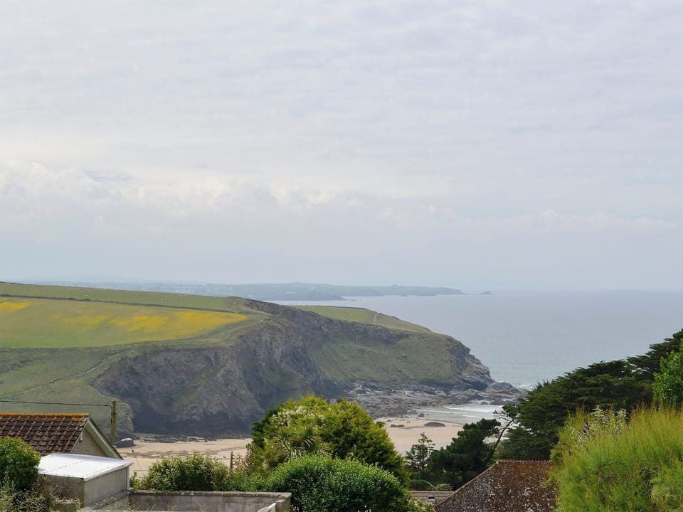 Beach 300 yards | The Pickle Pot - The Pickle Pot and Jam Store, Mawgan Porth, near Newquay