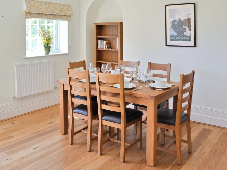 Dining area with family sixed dining table | Three The Boulevard, Sheringham
