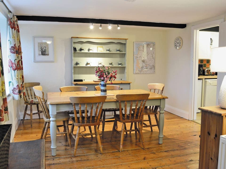 Spacious dining room | Penhill Farm Cottage, Fremington, near Barnstaple