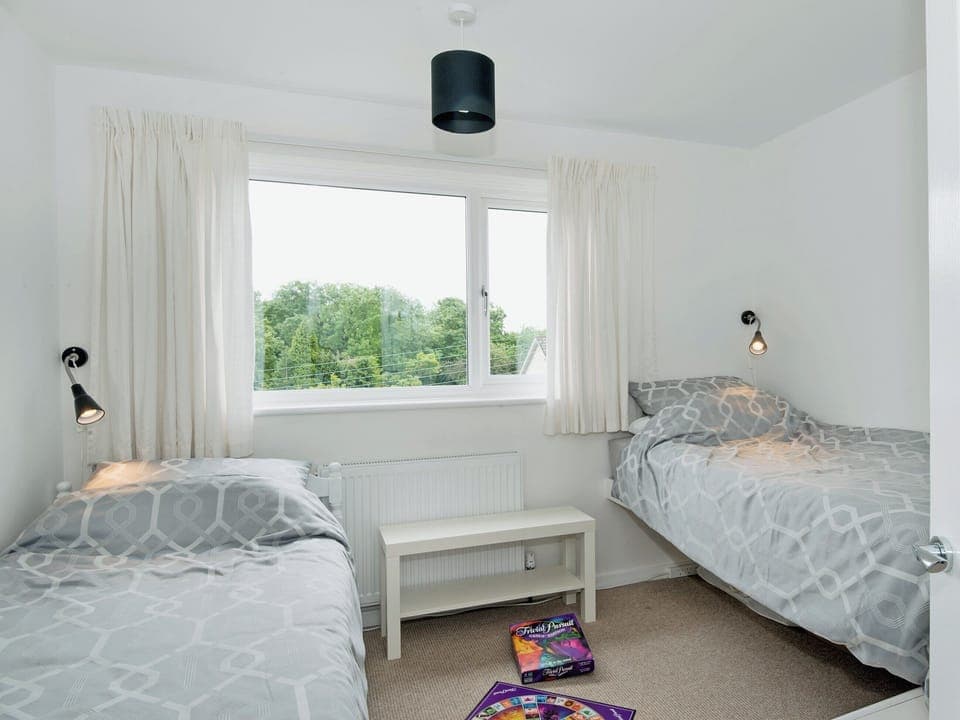 Cosy twin bedroom | Little Orchard, High Littleton, near Bath
