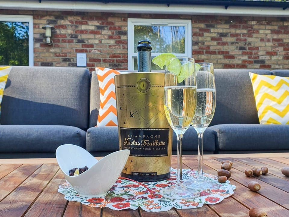 Sitting-out-area | The Lodge, North Duffield, near York