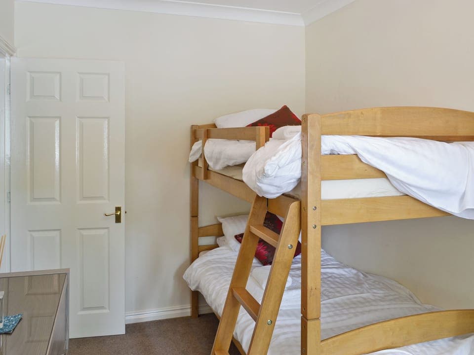 Convenient bunk bedroom | Harbour View, Castletown
