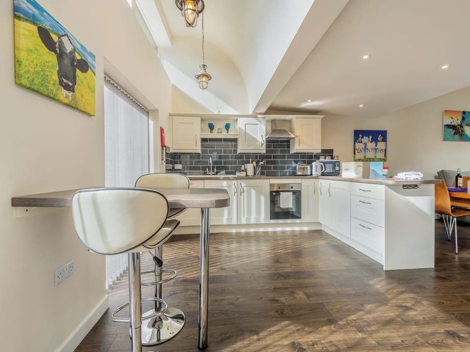 Kitchen area | The Parlour - Bedborough Farm Cottages, Wimborne