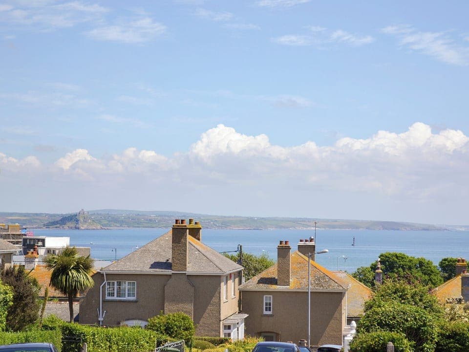 Attractive property in fabulous location | Lyndale, Penzance