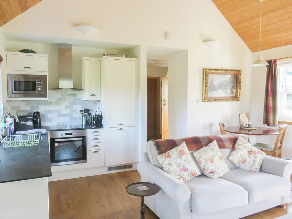 Open plan living space | Tummel Cottage - Lick Estate, Foss, near Pitlochry