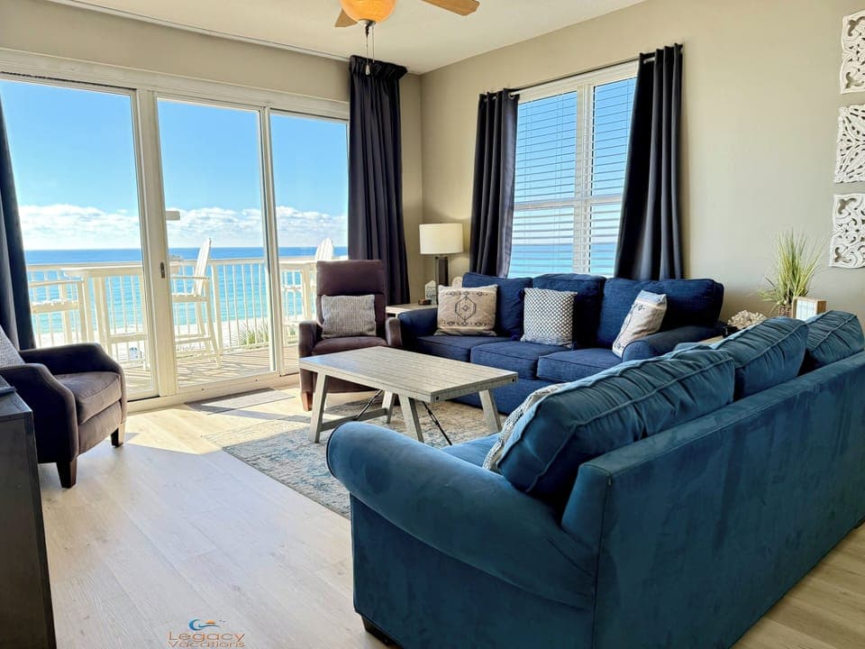 Summer Place #409 Living Room