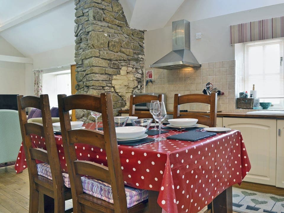 Generous sized kitchen/dining room | Walkmill Lodge, Norbury, near Bishop&rsquo;s Castle 
