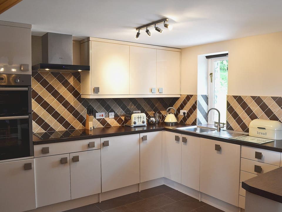 Open plan living/dining room/kitchen | Bwlch Y Person Barns - Beudy Bach, Dihewyd, nr. Aberaeron