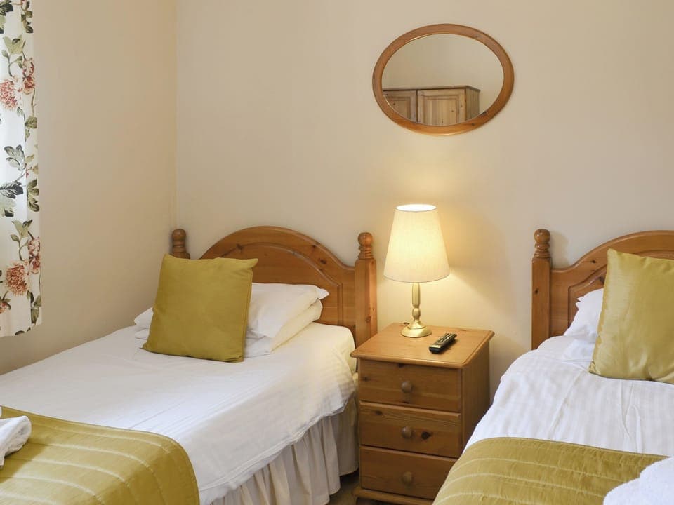 Comfortable twin bedroom | Fordson - Warenford Cottages, Bamburgh