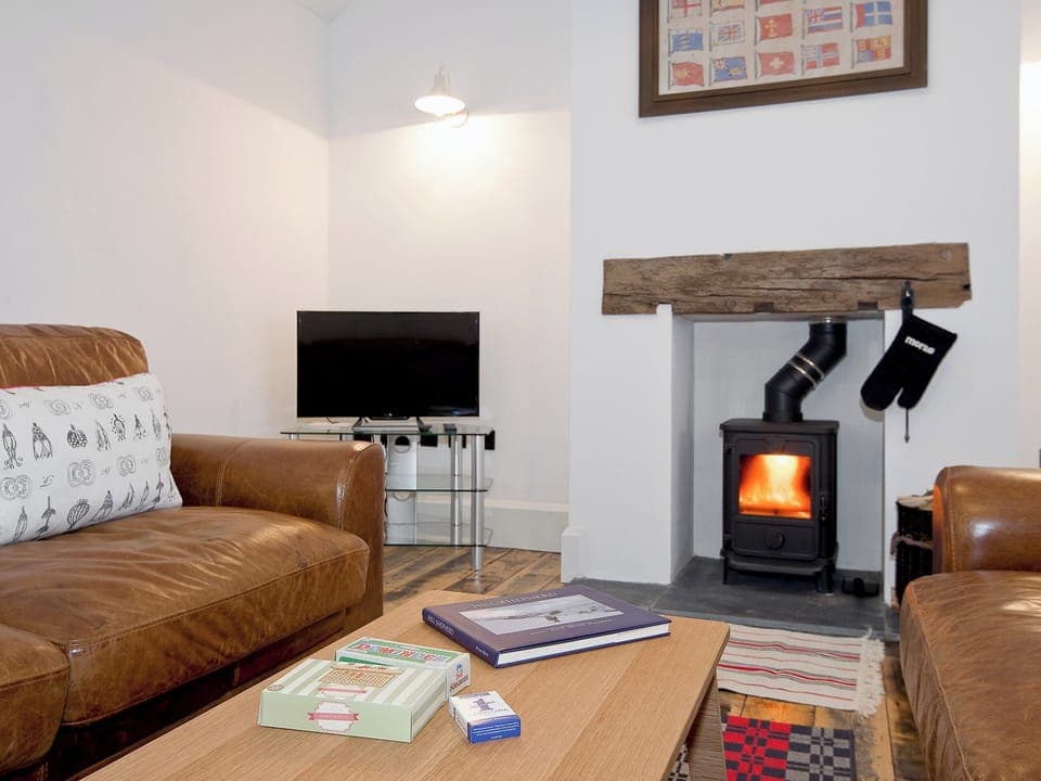 Spacious comfortable living room with wood burning stove | Ty&middot; Cai - Ty Coch Chatham, Llandwrog, near Caernarfon