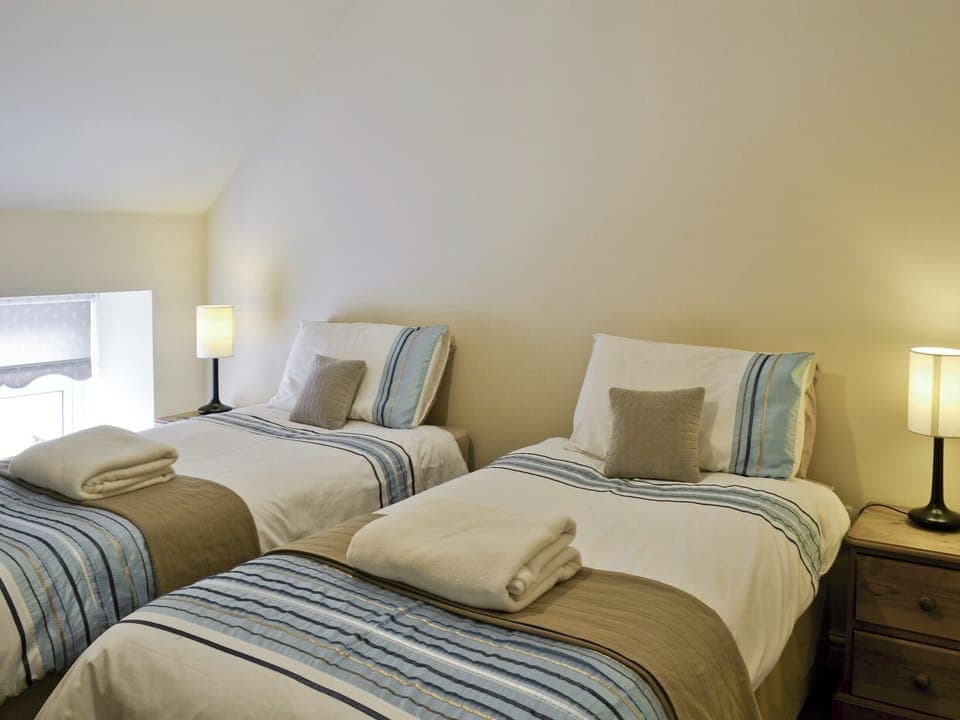 Twin bedroom | Tanfield Leith Farm Cottages - John Wesley Cottage, Tantobie, Stanley