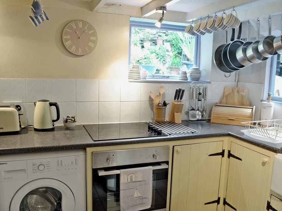 Kitchen | Fairmaiden, Polruan-by-Fowey