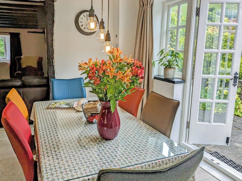 Dining Area | Tyn Y Ffordd, Llanymawddwy near Dolgellau
