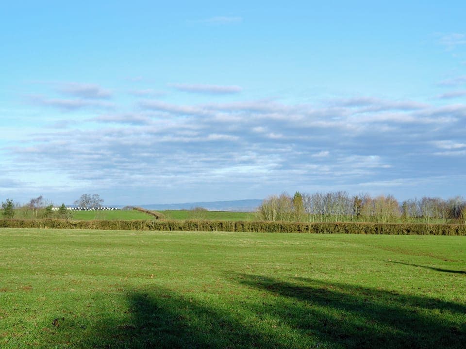 Surrounding area | Sparrow&rsquo;s Nest, Wrangway, nr. Wellington