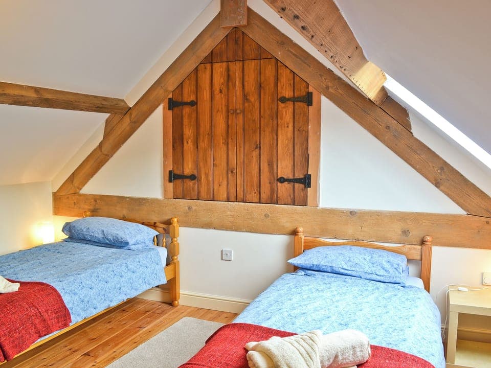 Twin bedroom | Willow Farm Cottages - The Cobbles, West Pennard, nr. Glastonbury