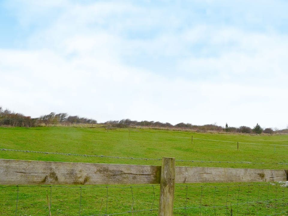 Surrounding countryside | Mulberry Cottage - Acton Cottages, Acton, near Langton Matravers