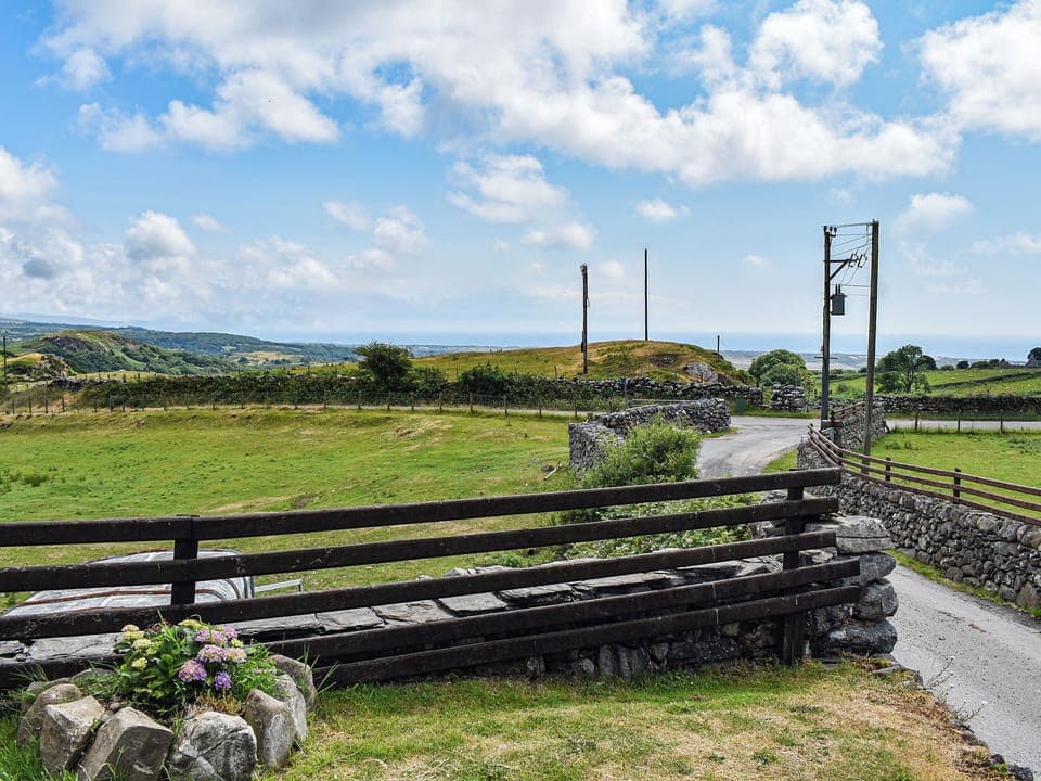 View | Beudy Hen - Beudy Hen and Ysgubor, Llanfair, near Harlech