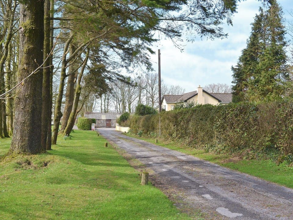 Surrounding area | Blackmoor Farmhouse, Ludchurch, nr. Amroth