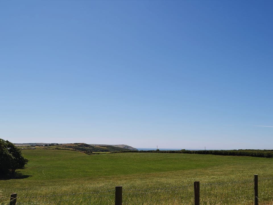 Extensive far reaching rural views | Bodwi Isaf - Bodwi Farm Cottages, Near Abersoch